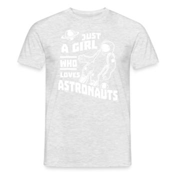Sa petite amie aime les astronautes - T-shirt homme - gris chiné - Devant - AI Model Male 178 dark (178cm)