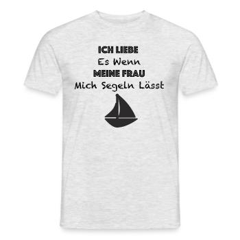 Ich liebe es wenn meine Frau mich segeln lässt - Männer T-Shirt - Grau meliert - Vorne - AI Model Male 178 dark (178cm)