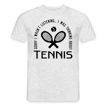 Penser au tennis Hobby Ball Sports Joueur de - T-shirt homme - gris chiné - Devant - AI Model Male 178 dark (178cm)