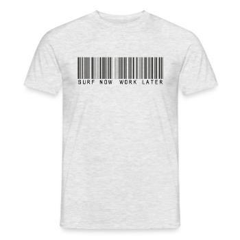 de surf travaillent maintenant code à barres plus tard - T-shirt homme - gris chiné - Devant - AI Model Male 178 dark (178cm)