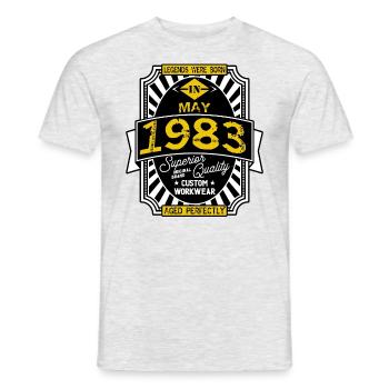 MAI 1983 - Männer T-Shirt - Grau meliert - Vorne - AI Model Male 178 dark (178cm)