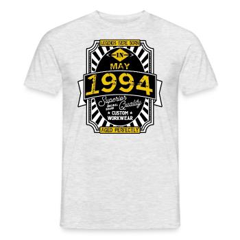 MAI 1994 - Männer T-Shirt - Grau meliert - Vorne - AI Model Male 178 dark (178cm)
