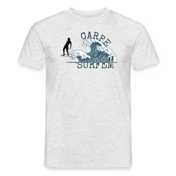 Carpe Surfem! Take advantage of the wave! Longboard Noseride - Men's T-Shirt - heather grey - Front - AI Model Male 178 dark (178cm)