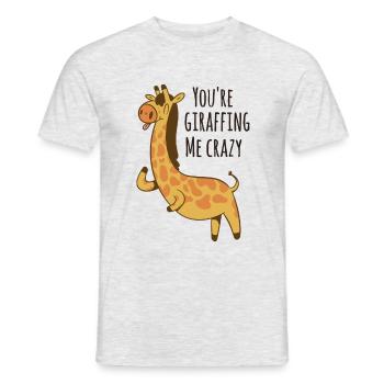 Du machst mich verrückt, You’re giraffing me crazy - Männer T-Shirt - Grau meliert - Vorne - AI Model Male 178 dark (178cm)