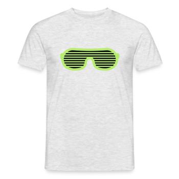 Party Glasses - Männer T-Shirt - Grau meliert - Vorne - AI Model Male 178 dark (178cm)