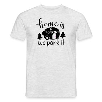 Vacances amoureux de la nature Camping dicton amusant - T-shirt homme - gris chiné - Devant - AI Model Male 178 dark (178cm)