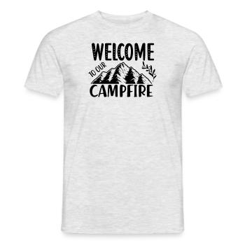 Bienvenue à nos vacances feu de camp - T-shirt homme - gris chiné - Devant - AI Model Male 178 dark (178cm)