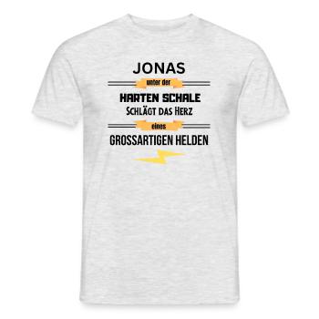 Jonas unter harte Schale eines Großartigen Helden - Männer T-Shirt - Grau meliert - Vorne - AI Model Male 178 dark (178cm)
