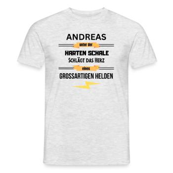 Andreas harte Schale eines Großartigen Helden - Männer T-Shirt - Grau meliert - Vorne - AI Model Male 178 dark (178cm)
