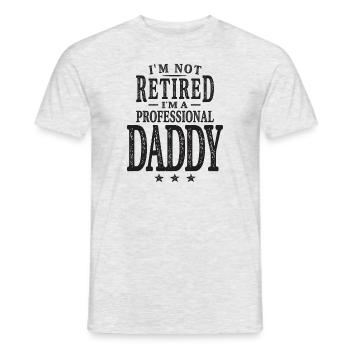 Ich bin nicht im Ruhestand Ich bin ein professioneller Papa - Männer T-Shirt - Grau meliert - Vorne - AI Model Male 178 dark (178cm)