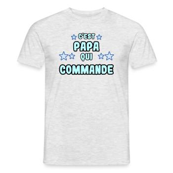 C'est papa qui commande - T-shirt homme - gris chiné - Devant - AI Model Male 178 dark (178cm)