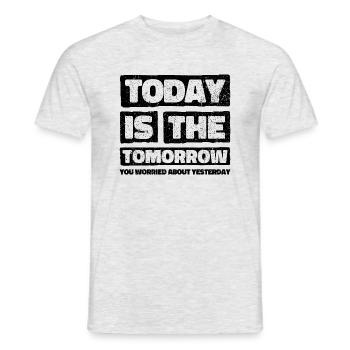 Motivierendes Weisheitsdesign. Die Vibes von morgen von heute - Männer T-Shirt - Grau meliert - Vorne - AI Model Male 178 dark (178cm)