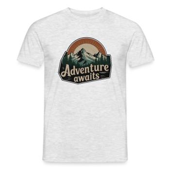 AdventureWaits - Männer T-Shirt - Grau meliert - Vorne - AI Model Male 178 dark (178cm)