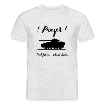 Panzer breit fahren schmal denken - Männer T-Shirt - Grau meliert - Vorne - AI Model Male 178 dark (178cm)