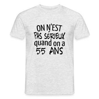 55 ans - T-shirt homme - gris chiné - Devant - AI Model Male 178 dark (178cm)