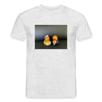 Hochzeitsenten - Männer T-Shirt - Grau meliert - Vorne - AI Model Male 178 dark (178cm)