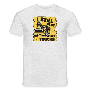I Still Play With Trucks Abschlepper Fahrer - Männer T-Shirt - Grau meliert - Vorne - AI Model Male 178 dark (178cm)