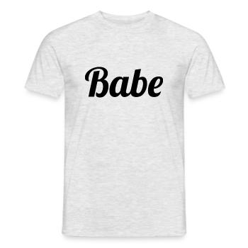 Babe - Männer T-Shirt - Grau meliert - Vorne - AI Model Male 178 dark (178cm)