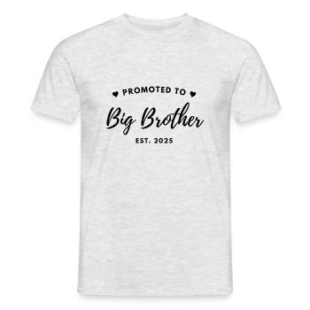 Großer Bruder 2025 - Männer T-Shirt - Grau meliert - Vorne - AI Model Male 178 dark (178cm)