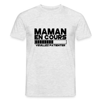 maman(veuillez patienter) - T-shirt homme - gris chiné - Devant - AI Model Male 178 dark (178cm)