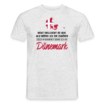 In Wahrheit denke ich an Dänemark - Männer T-Shirt - Grau meliert - Vorne - AI Model Male 178 dark (178cm)