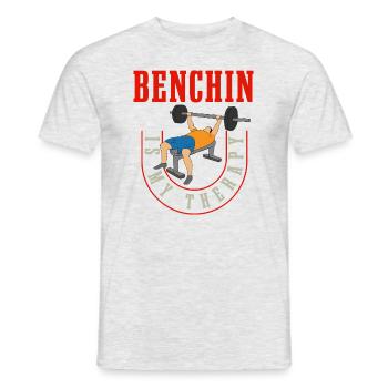 Benchin as Therapy Funny Powerlifter Gym - Men's T-Shirt - heather grey - Front - AI Model Male 178 dark (178cm)