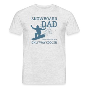 Snowboard Dad, Halfpipe, Wintersport, Skiurlaub - Männer T-Shirt - Grau meliert - Vorne - AI Model Male 178 dark (178cm)