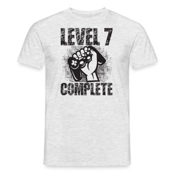 Level 7 Complete Geburtstagsgeschenk 7 Jahre Gamer - Männer T-Shirt - Grau meliert - Vorne - AI Model Male 178 dark (178cm)