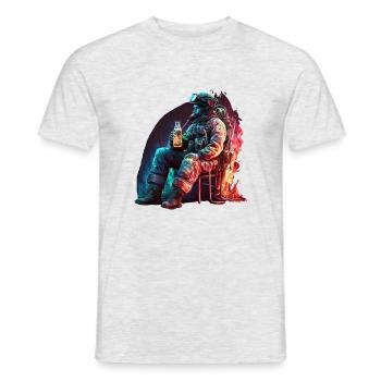 Firefighter enjoying a beer in the fire - Men's T-Shirt - heather grey - Front - AI Model Male 178 dark (178cm)