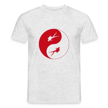 tauchen ying yang - Männer T-Shirt - Grau meliert - Vorne - AI Model Male 178 dark (178cm)