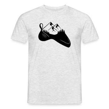 Kletterschuh trifft Berg – Climb & Nature - Männer T-Shirt - Grau meliert - Vorne - AI Model Male 178 dark (178cm)