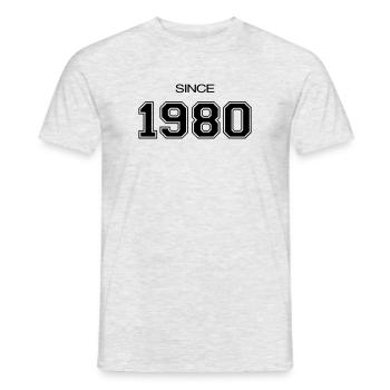 Depuis 1980 année de naissance ou d'évènement - T-shirt homme - gris chiné - Devant - AI Model Male 178 dark (178cm)