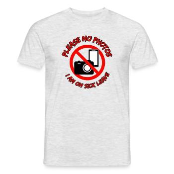 Please no photos - I'm on sick leave - Men's T-Shirt - heather grey - Front - AI Model Male 178 dark (178cm)