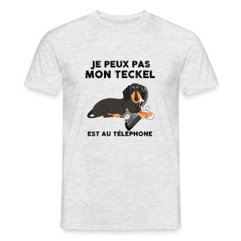 Chien Teckel téléphone Cadeau Canin - T-shirt homme - gris chiné - Devant - AI Model Male 178 dark (178cm)