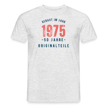 Gebaut im Jahr 1975 - Klassiker - Männer T-Shirt - Grau meliert - Vorne - AI Model Male 178 dark (178cm)
