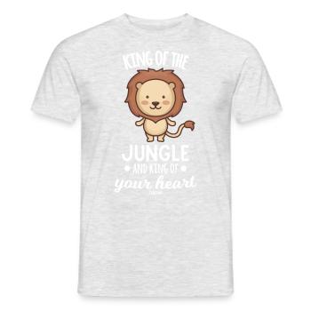 König des Dschungels und König deines Herzens - Männer T-Shirt - Grau meliert - Vorne - AI Model Male 178 dark (178cm)