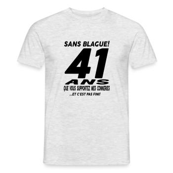 41 ans que vous supportez mes conneries - T-shirt homme - gris chiné - Devant - AI Model Male 178 dark (178cm)