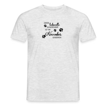 Liebevolle Hundedame ist im November geboren - Männer T-Shirt - Grau meliert - Vorne - AI Model Male 178 dark (178cm)