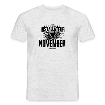 Installateur Geburtsmonat November Geburtstag - Männer T-Shirt - Grau meliert - Vorne - AI Model Male 178 dark (178cm)