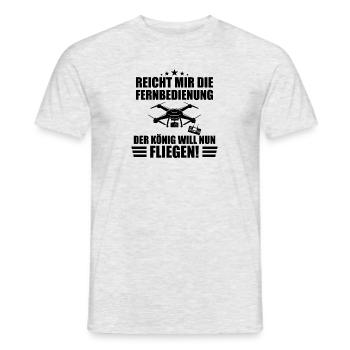 Reich mir die Fernbedienung Drohne Geschenk Lustig - Männer T-Shirt - Grau meliert - Vorne - AI Model Male 178 dark (178cm)
