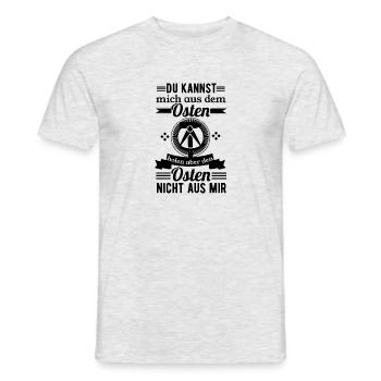 Ostdeutsch Ostalgie Stolzer Ostdeutscher DDR - Männer T-Shirt - Grau meliert - Vorne - AI Model Male 178 dark (178cm)
