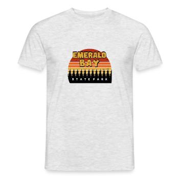 California Emerald Bay Nature Camping Nevada Stat - Men's T-Shirt - heather grey - Front - AI Model Male 178 dark (178cm)