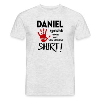 Name Namenstag Geschenkidee DANIEL - Männer T-Shirt - Grau meliert - Vorne - AI Model Male 178 dark (178cm)