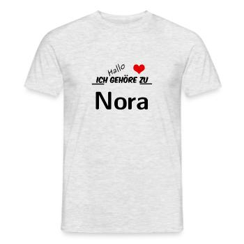Partner Partnerlook Pärchen Motiv mit Namen Nora - Männer T-Shirt - Grau meliert - Vorne - AI Model Male 178 dark (178cm)