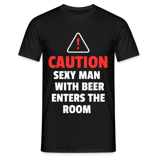 Sexy Man with beer enters the room - Männer T-Shirt