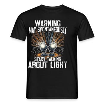 Technicien d’éclairage Technicien d’éclairage Technique d’éclairage - T-shirt homme - noir - Devant - AI Model Male 178 light (178cm)