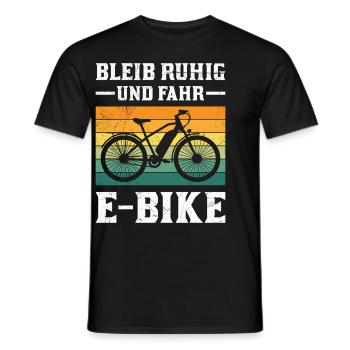 E-Bike Fahrer BLEIB RUHIG UND FAHR E-BIKE Lustiges - Männer T-Shirt - Schwarz - Vorne - AI Model Male 178 light (178cm)