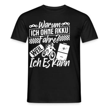 Radfahrer WARUM ICH OHNE AKKU FAHRE? Lustiges - Männer T-Shirt - Schwarz - Vorne - AI Model Male 178 light (178cm)