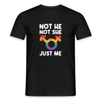 Not He Not She Just Me Lesbian Proud Rainbow Queer - Männer T-Shirt - Schwarz - Vorne - AI Model Male 178 light (178cm)