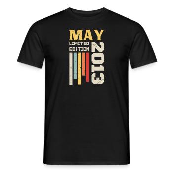 Mai 2013 - Cadeau anniversaire né en Mai 2013 Mai - T-shirt homme - noir - Devant - AI Model Male 178 light (178cm)